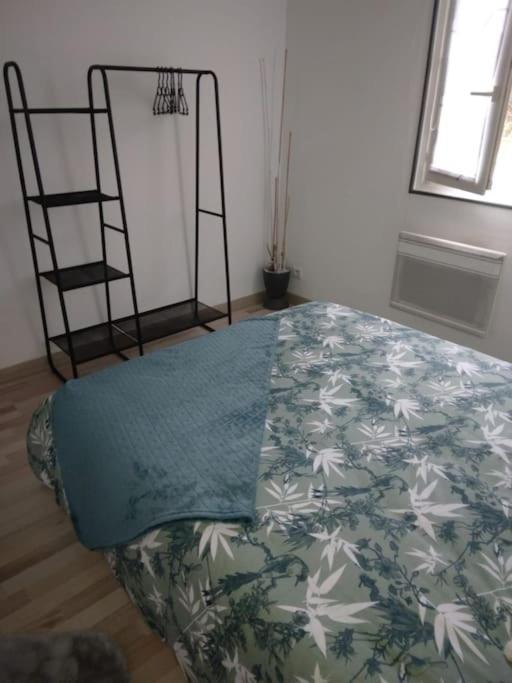 Appartement Cosy Avec Terrasse Vaux-Sur-Seine Exterior photo